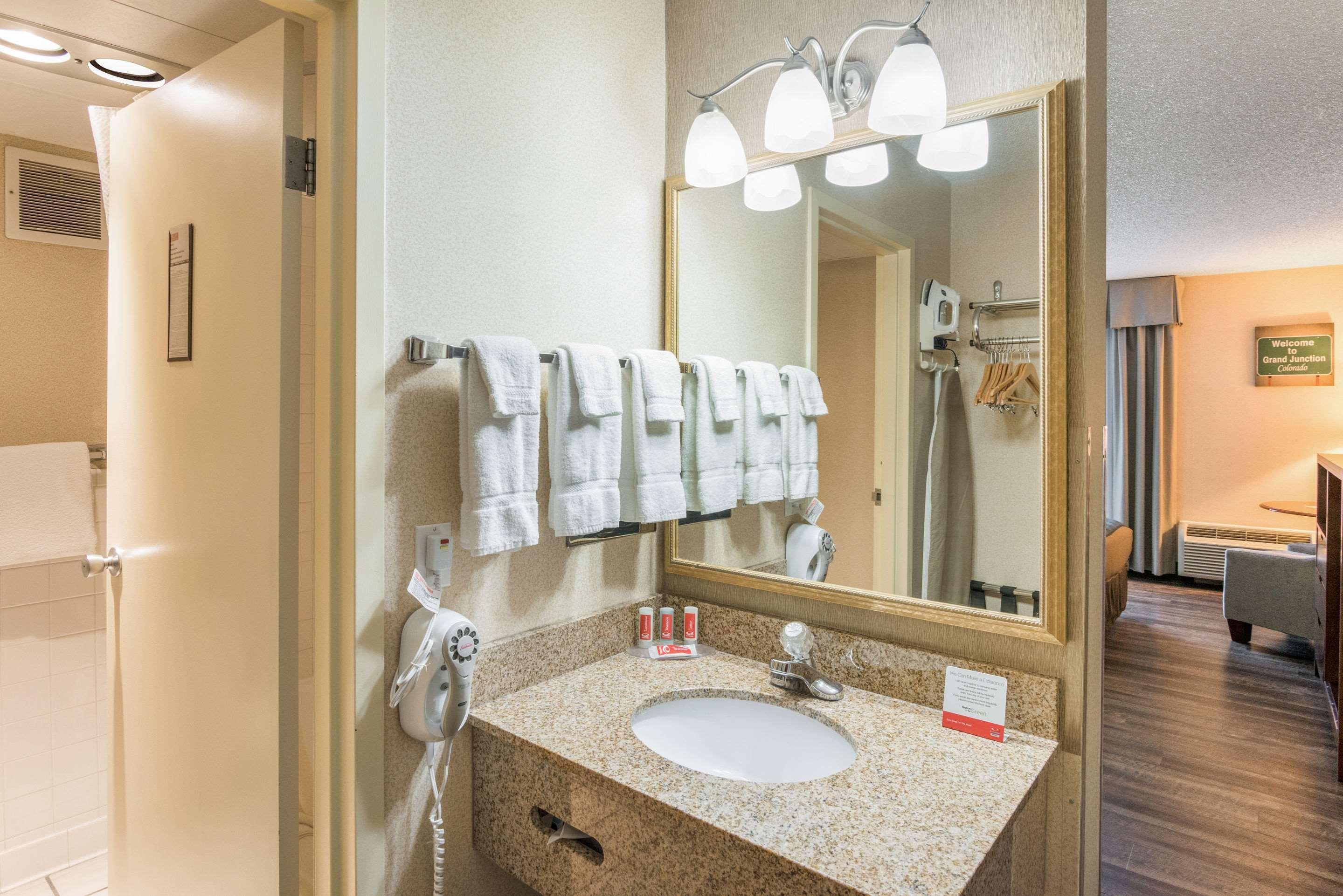 Econo Lodge Гранд Джанкшен Экстерьер фото